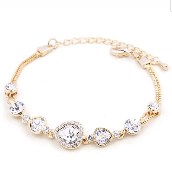 💥Last 1💥 Gold Plated Heart Shaped Bracelet - Picture 2 of 3